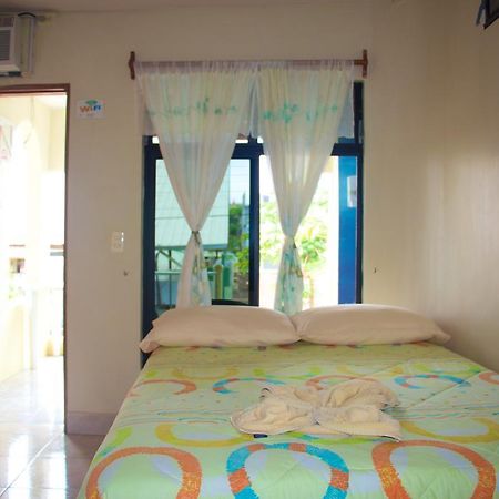 Hostal Nathaly Puerto Baquerizo Moreno Quarto foto